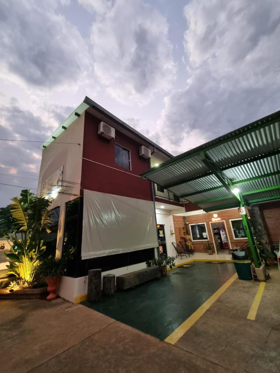 Hotel Karanda'Y Concepcion Exterior photo